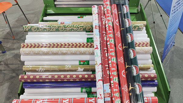 復(fù)卷機(jī)操作注意事項(xiàng)及性能特點(diǎn)有哪些？
